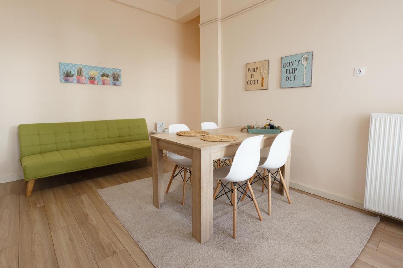 Centro Home カラマタ エクステリア 写真