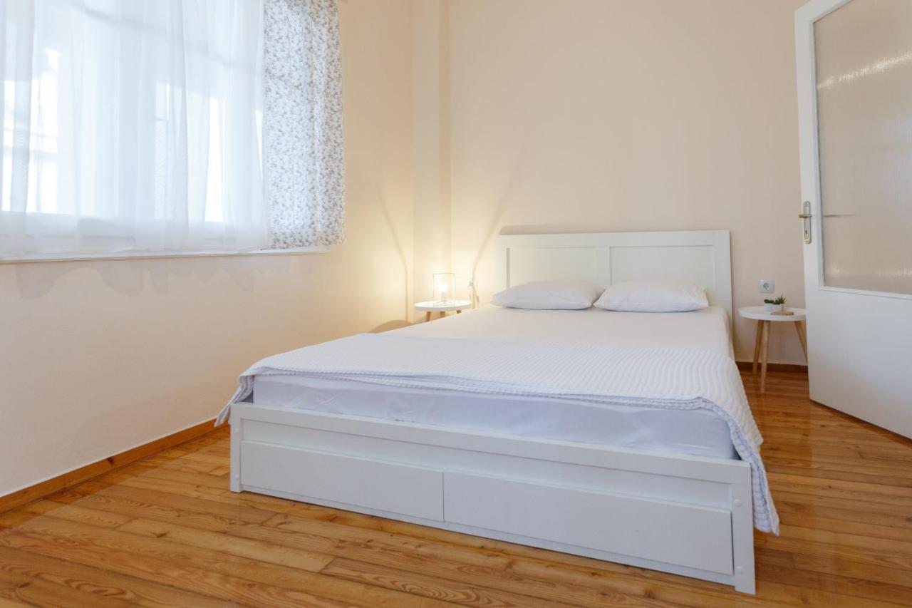 Centro Home カラマタ エクステリア 写真